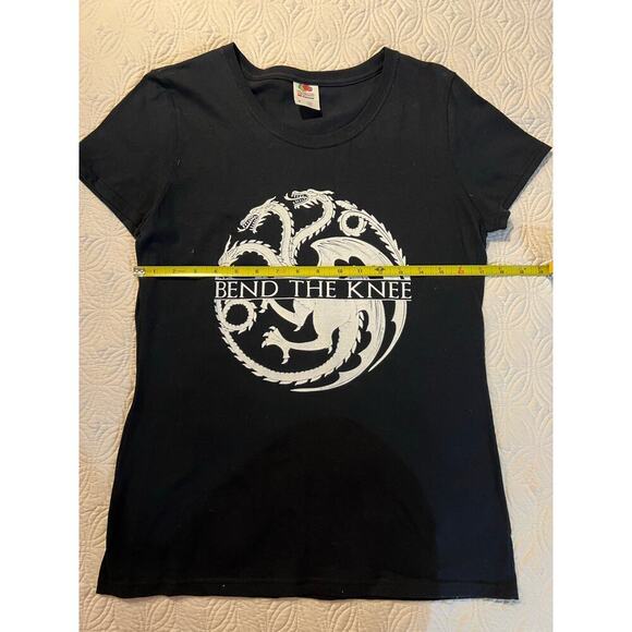 Game of Thrones themed T-shirt. Bend the knee. Black cotton Size med￼￼ - Picture 3 of 5